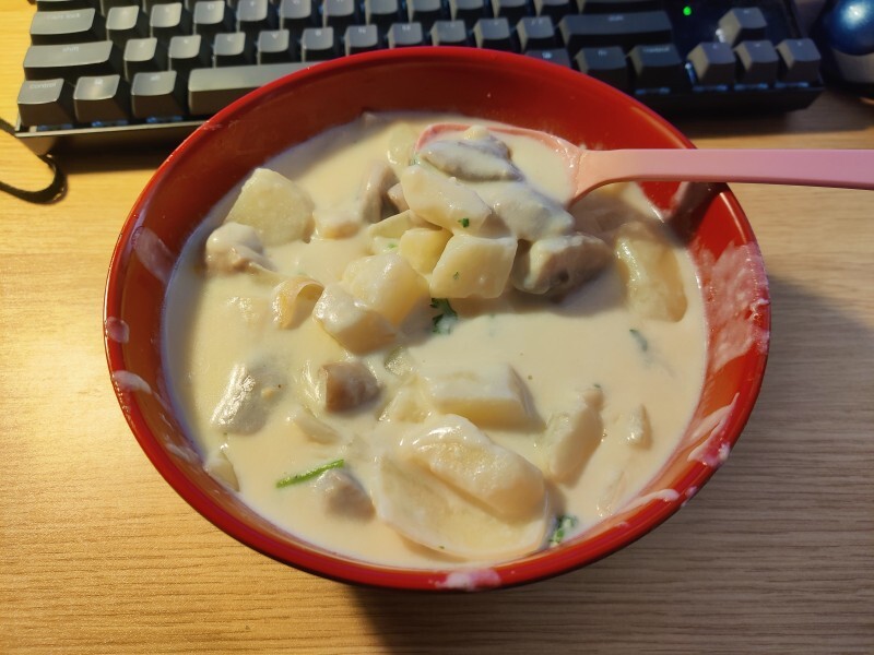 Potato soup with mushrooms