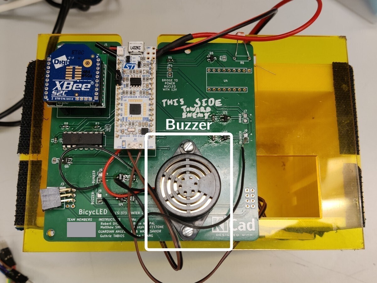 Similar PCB with no radar but an extra buzzer screwed on the
board