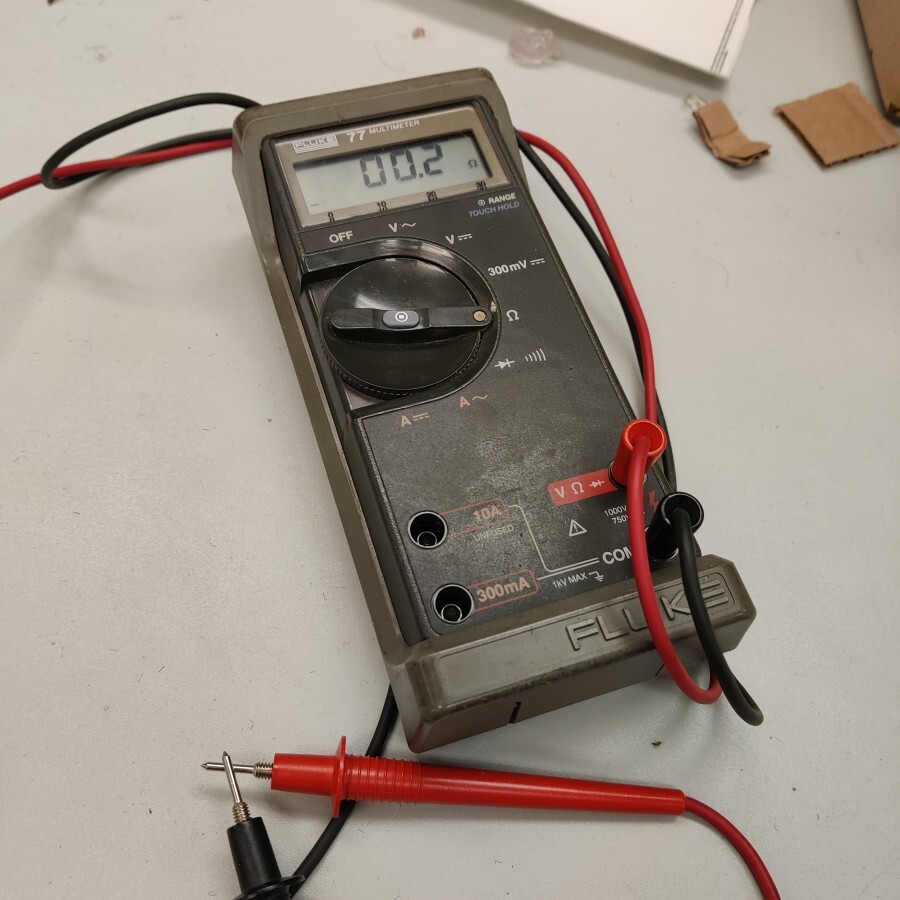 Grey multimeter with automatic range
selection